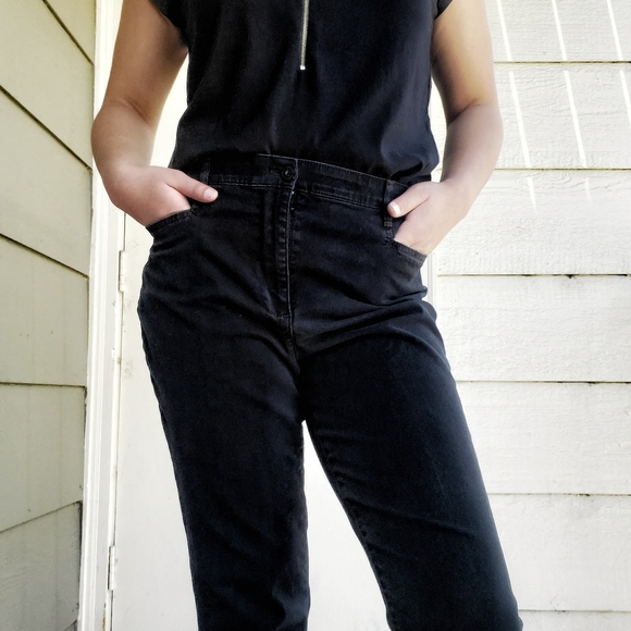 Gloria Vanderbilt | Black Straight Leg Jeans - Picture 4 of 6